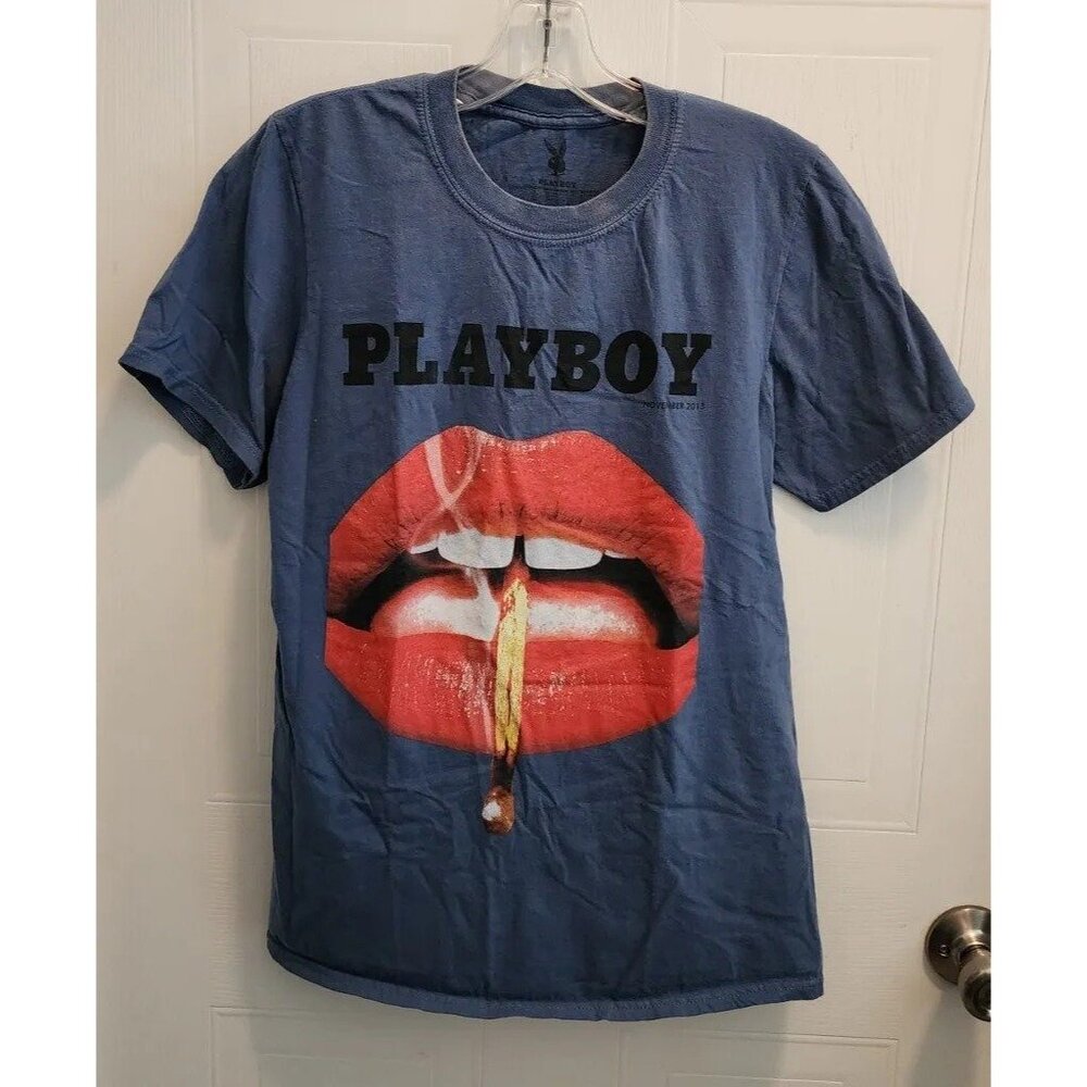 Playboy Mens Short Sleeve TShirt Red Lips Smoking Match Magazine Cover Blue Sz S